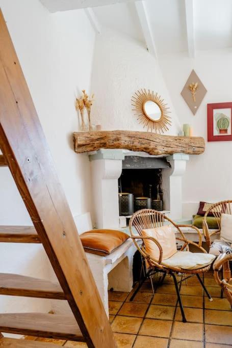 Chambre Atypique Dans Cafe Healthy Saint-Paul-de-Vence Bagian luar foto