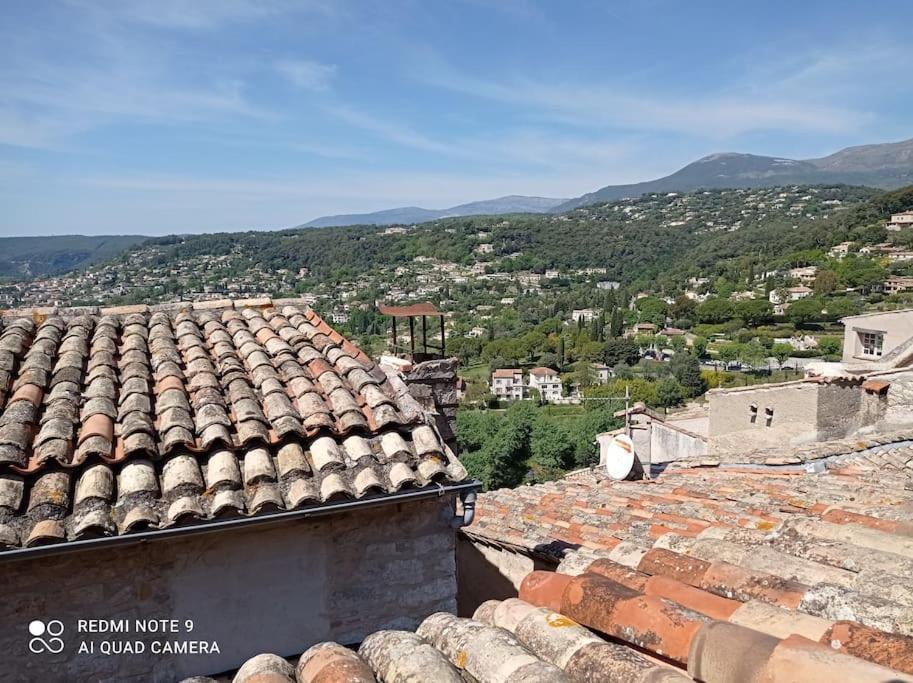 Chambre Atypique Dans Cafe Healthy Saint-Paul-de-Vence Bagian luar foto
